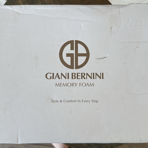 Giani Bernini Memory Foam Booties Size 10 - Picture 5 of 6